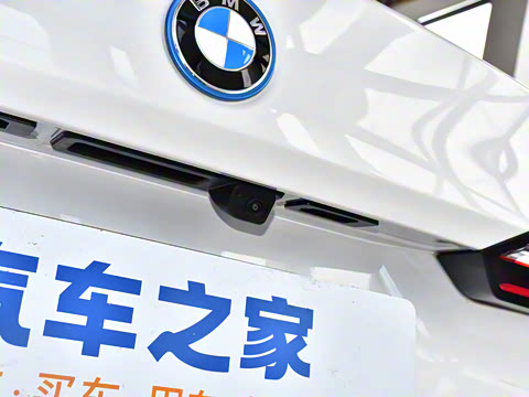 2026�� xDrive 50L M�˶���װ