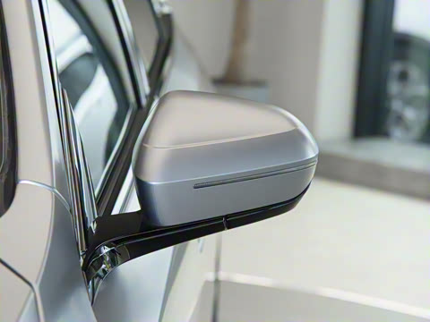 2025�� 525Li M�˶���װ