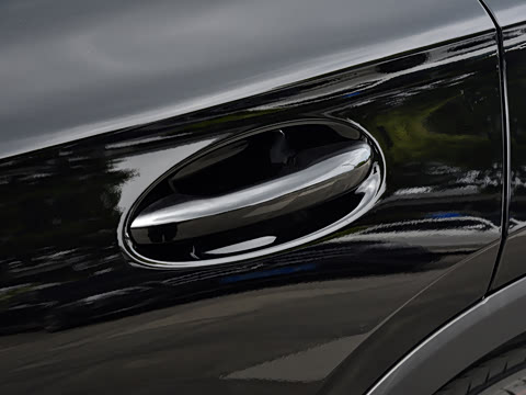 2026�� �Ŀ� GLC 260 L 4MATIC �����