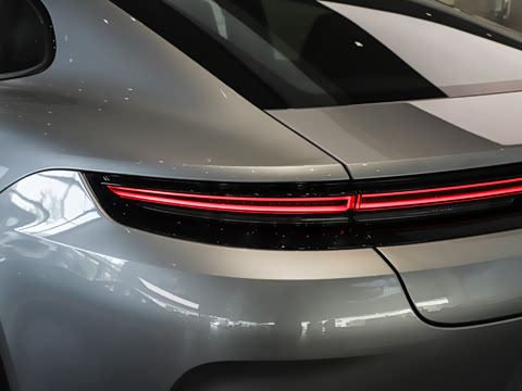2026�� Panamera ������ 2.9T