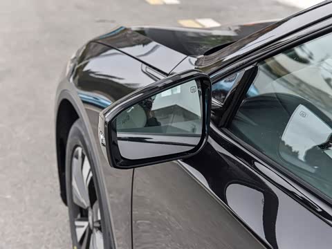 2026�� 660Max��ΪǬ��ADS SE��