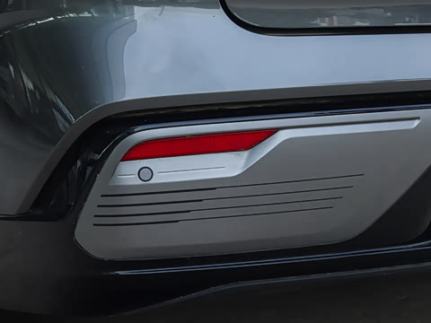 2025�� 130km EM-i ������