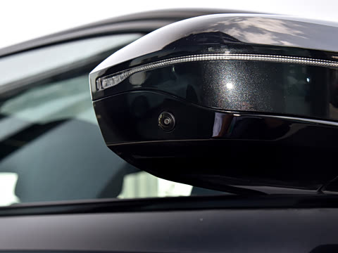 2026�� 525i M�˶���װ