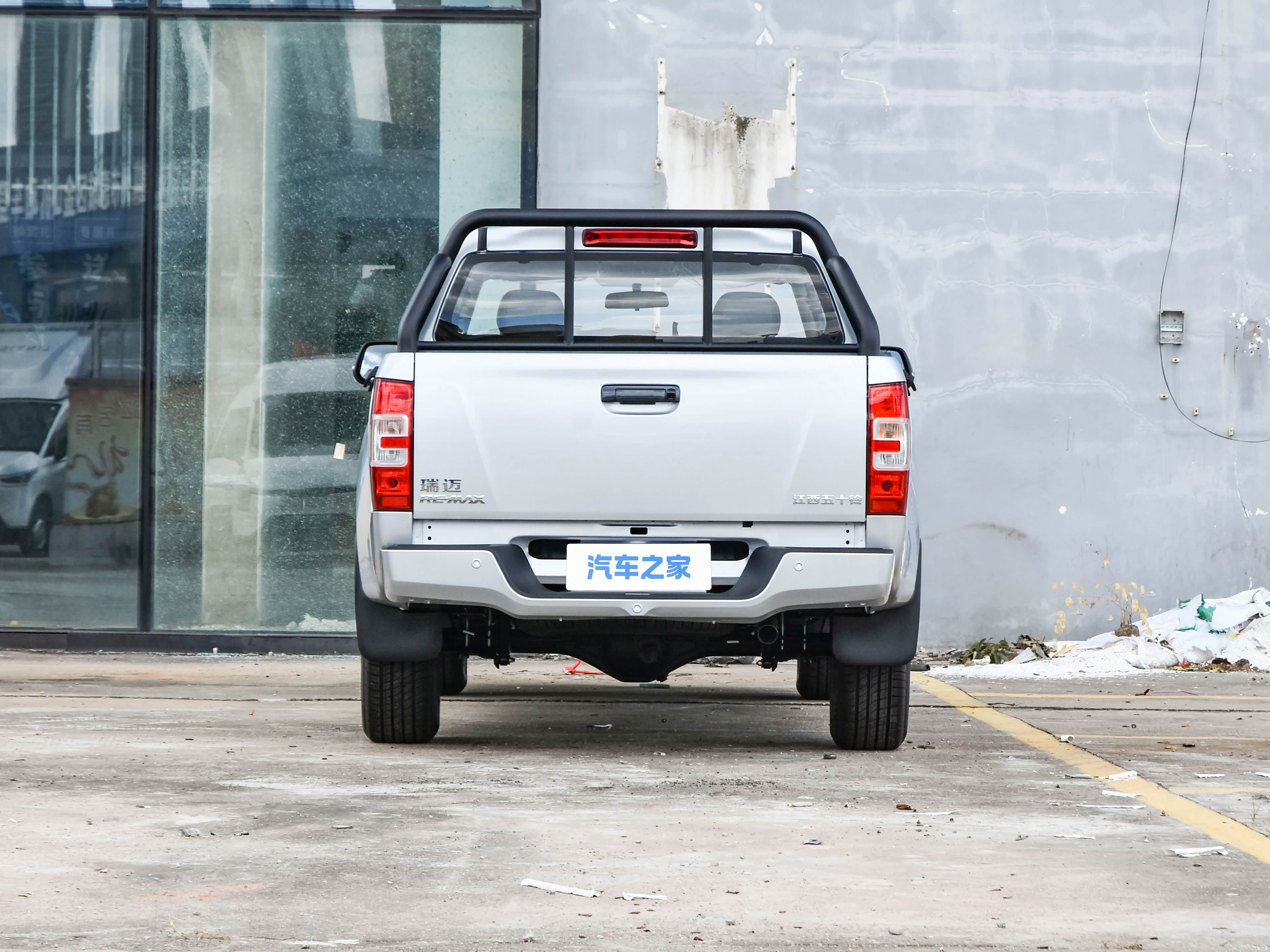 Isuzu RE-MAX, миниатюра 6