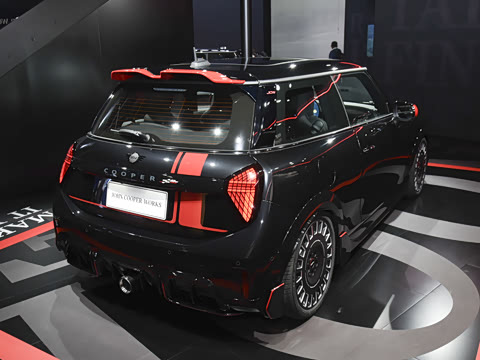 2025�� JOHN COOPER WORKS