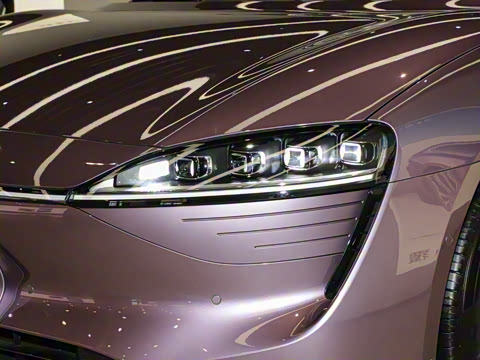 2025�� 705km Pro