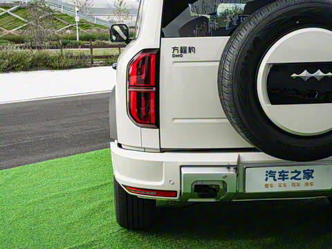 2025�� 210KM ����Ultra��