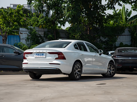 2026�� B4 ���ݺ�����