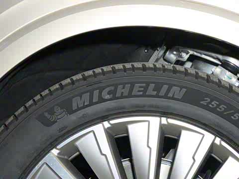 2025�� Ultra ������