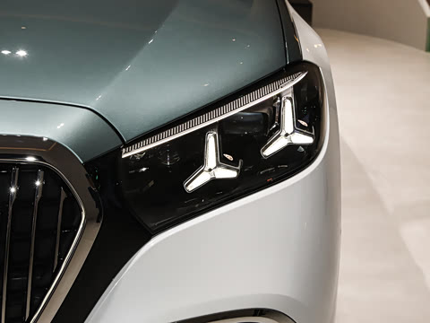 2027�� S 680 4MATIC