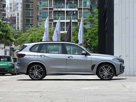 2026�� �Ŀ� xDrive 40Li ������M�˶���ҹ��װ