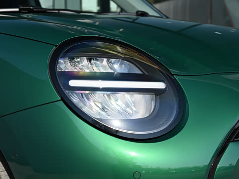 2026�� 466km COOPER E ������