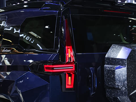 2025�� M900 ������