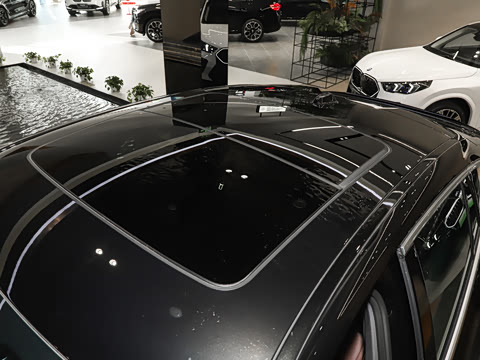 2026�� xDrive40i M�˶���װ