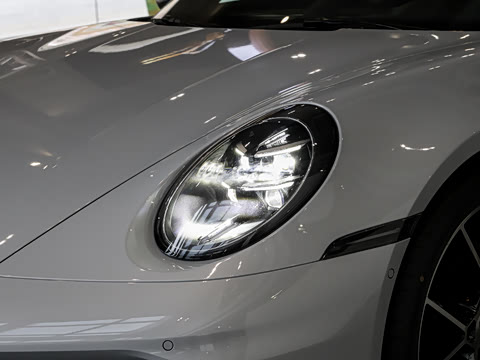 2026�� Carrera 3.0T