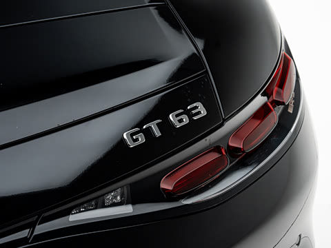 2026�� AMG GT 63 4MATIC+