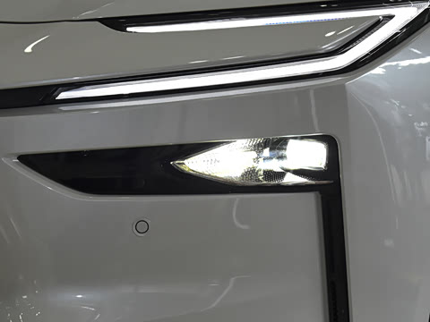 2026�� 700 Max�����״��