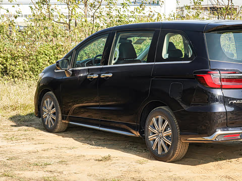 2026�� 2.0L e:HEV ��������