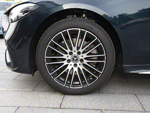 2025�� �Ŀ� C 200 L �˶���