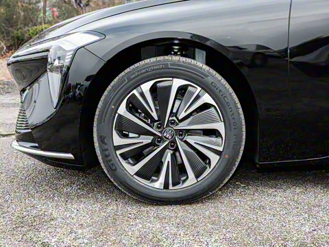 2025�� ������