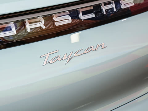 2026�� Taycan