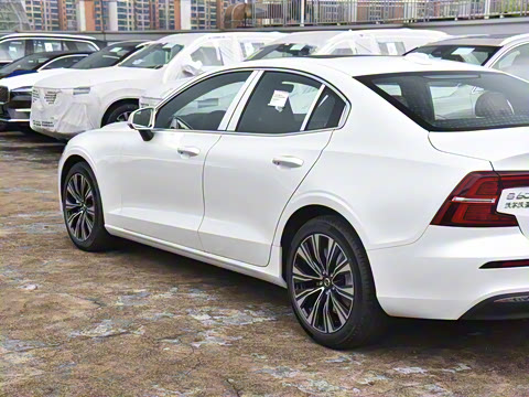 2026�� B4 ��Զ������