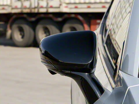 2026�� 215Max���̰�