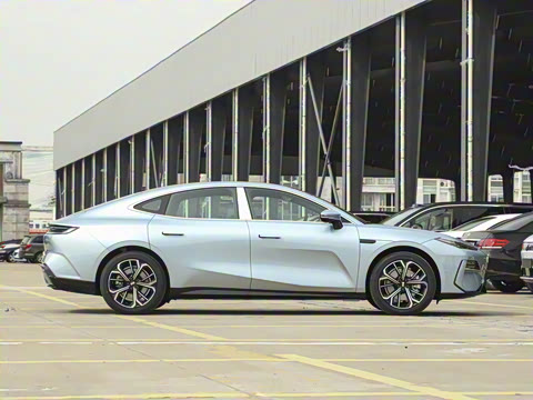 2025�� 610km ������