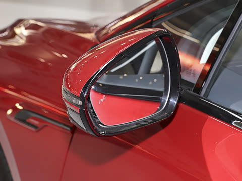 2025�� 550��