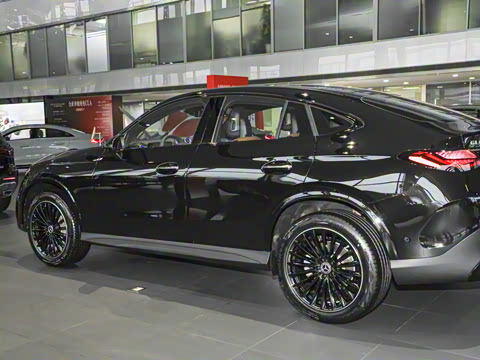 2026�� GLC 300 4MATIC ����SUV