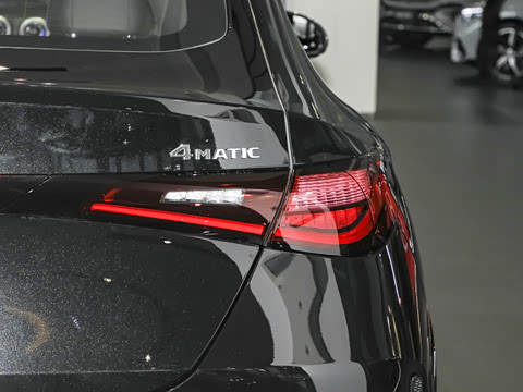 2026�� GLC 300 4MATIC ����SUV