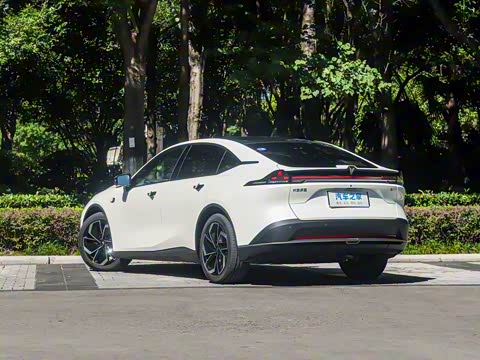 2026�� 550Ultra��ΪǬ��ADS SE��