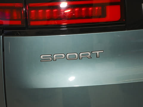 2025�� 400PS Dynamic SE