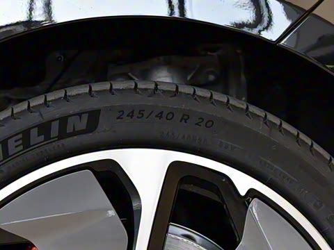 2025�� ��Ӱ��װ�޶��� 100kWh Touring