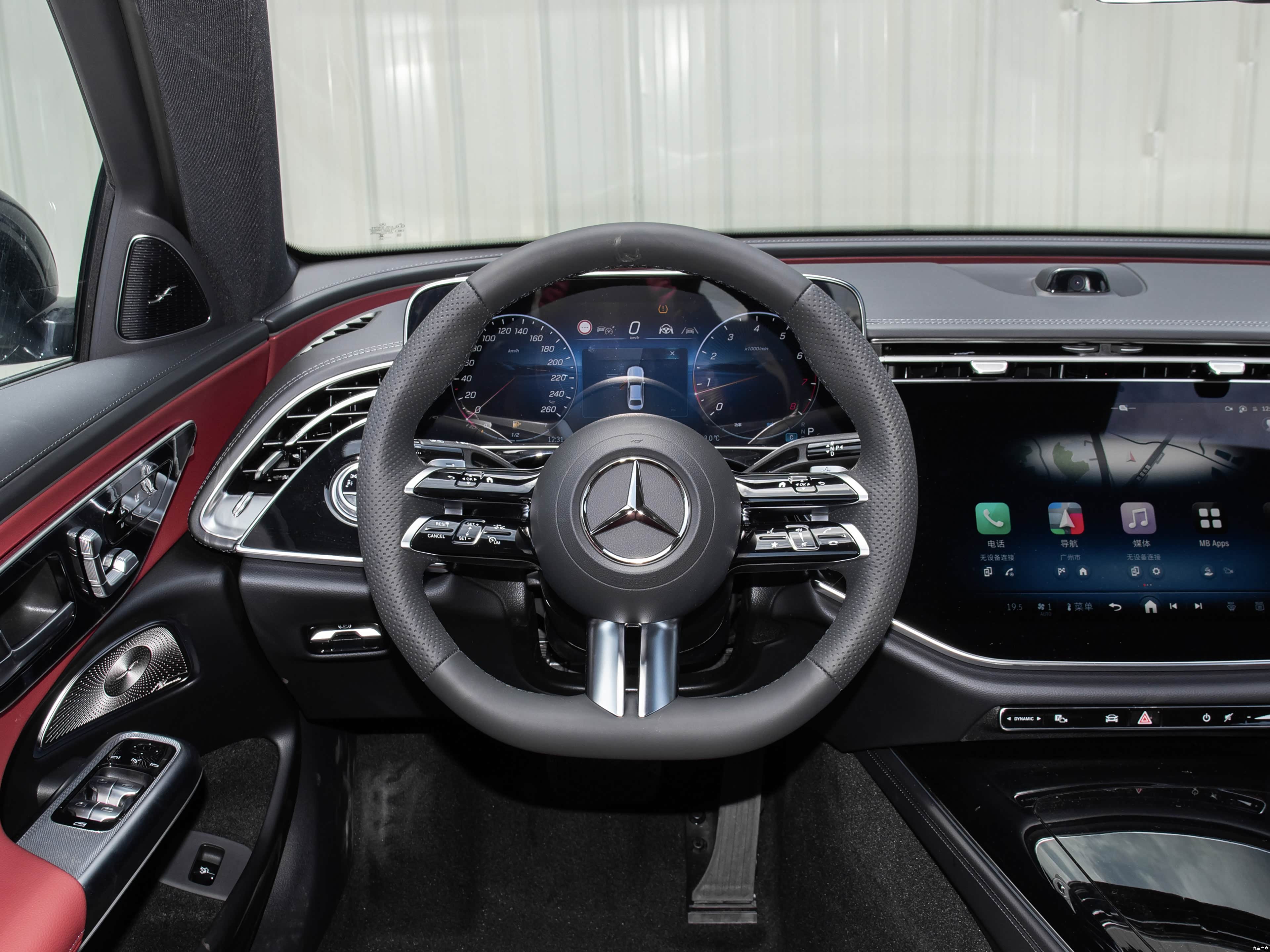 Mercedes-Benz E, миниатюра 12