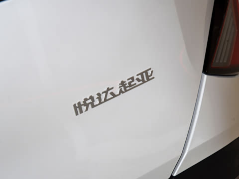 2027�� 1.5L ������