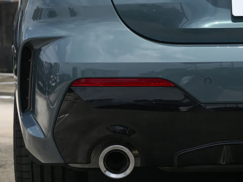 2026�� 425i M�˶���װ