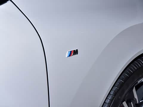 2026�� M50 xDrive