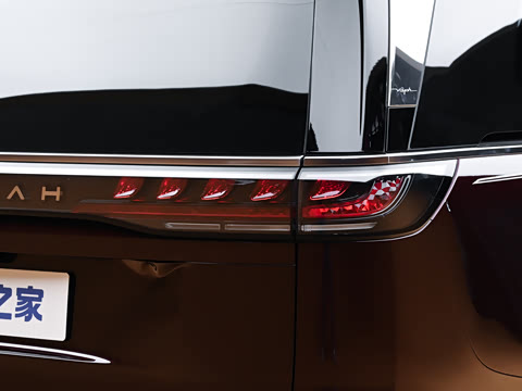 2026�� �����9 PHEV ������
