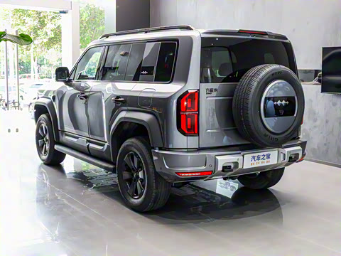 2025�� 210KM ����Ultra��