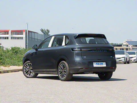 2025�� 600������