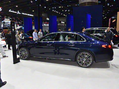 2026�� E 300 L �����