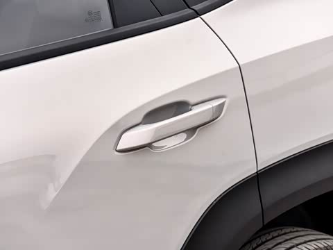 2026�� 1.5T 6MT ������ 