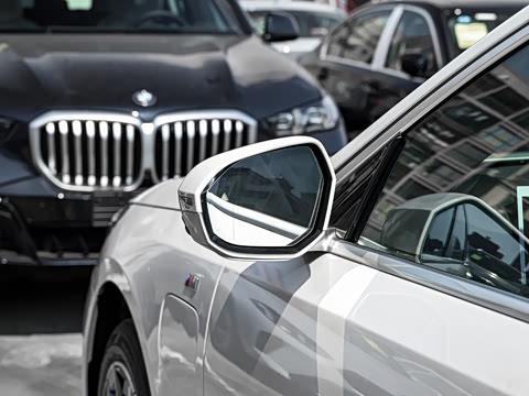 2026�� eDrive 40L M�˶���װ