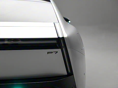 2025�� 750 ���������� Ultra