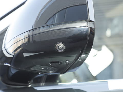 2026�� 3.0 L6 400PS AB�����