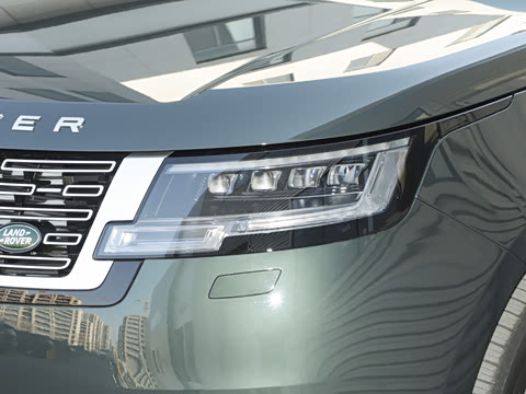 2026�� 3.0 L6 400PS AB�����