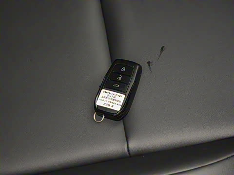 2026�� ˫�� 2.0HE ��Ӣ��