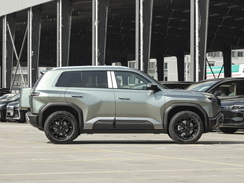 2025�� 501KM ����Ultra��