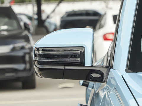 2025�� 501KM ����Ultra��